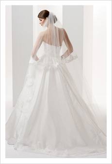 Suknia ślubna Floris - m1 - oferta salonu sukien Aurelia w Niemodlinie