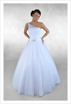 Suknia ślubna kolekcji Imperial Model 1016 - oferta salonu sukien Aurelia w Niemodlinie