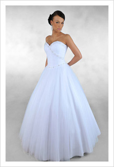 Suknia ślubna Model 10120 - oferta salonu sukien Aurelia w Niemodlinie